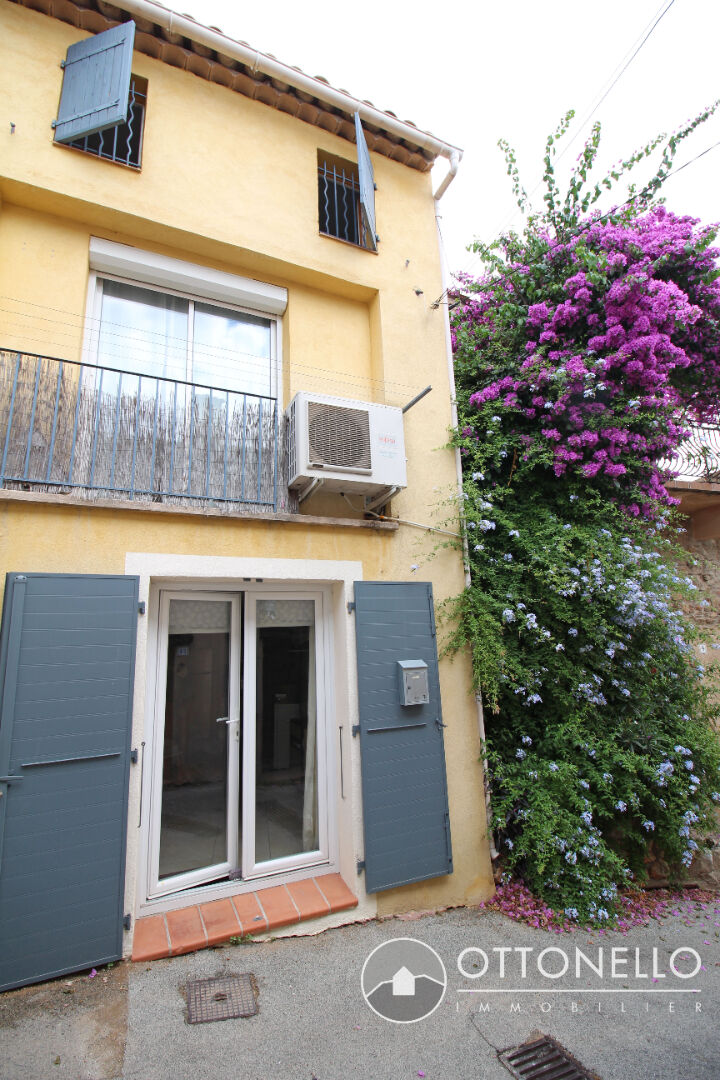 Vente Maison 56m² 3 Pièces à Roquebrune-sur-Argens (83520) - Ottonello Immobilier