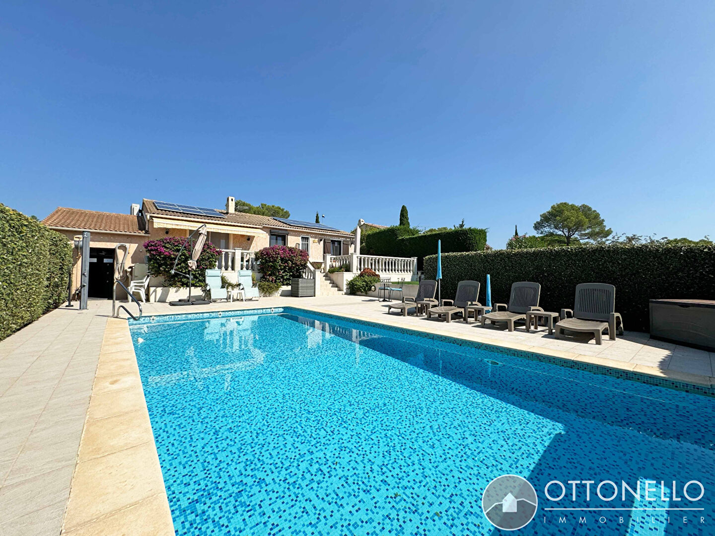 Vente Maison-Villa ROQUEBRUNE SUR ARGENS